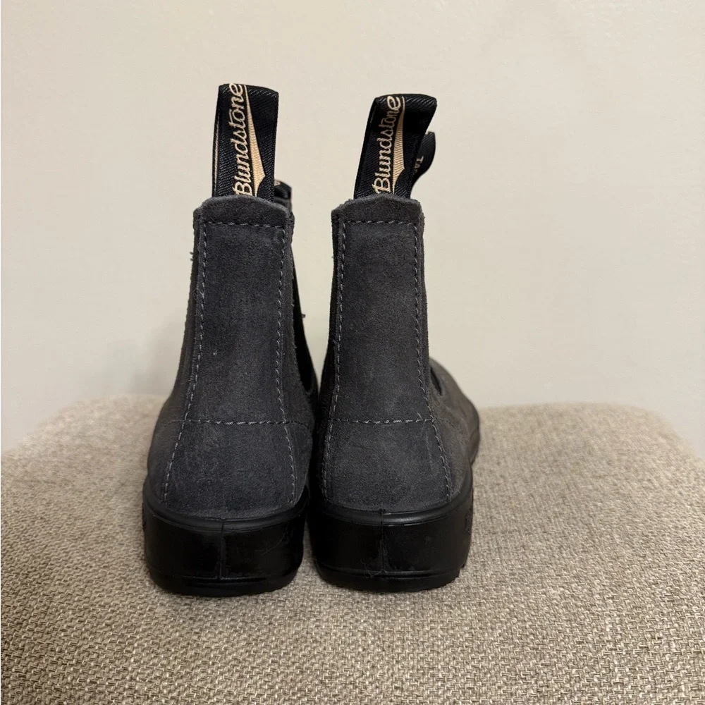 Blundstone Chelsea Boots In Grey Wax Leather - Picture 9 of 15